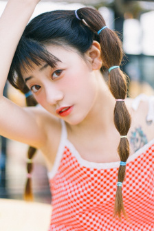 女生张腿男生桶
